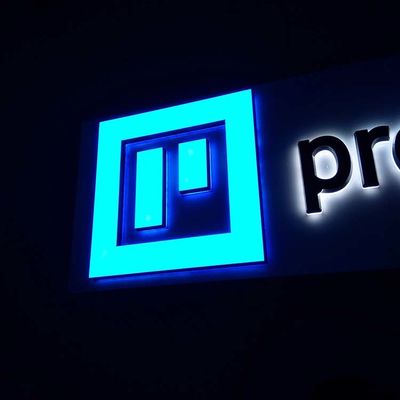 숍프론트 투명한 아크릴 후면 발광 편지는 회사를 위해 40 센티미터에 서명합니다