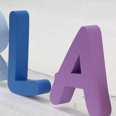 레이저 절단 금속 로고 3 센티미터 두께를 광고하는 뷰티 살롱 열기 3D 서한 신호